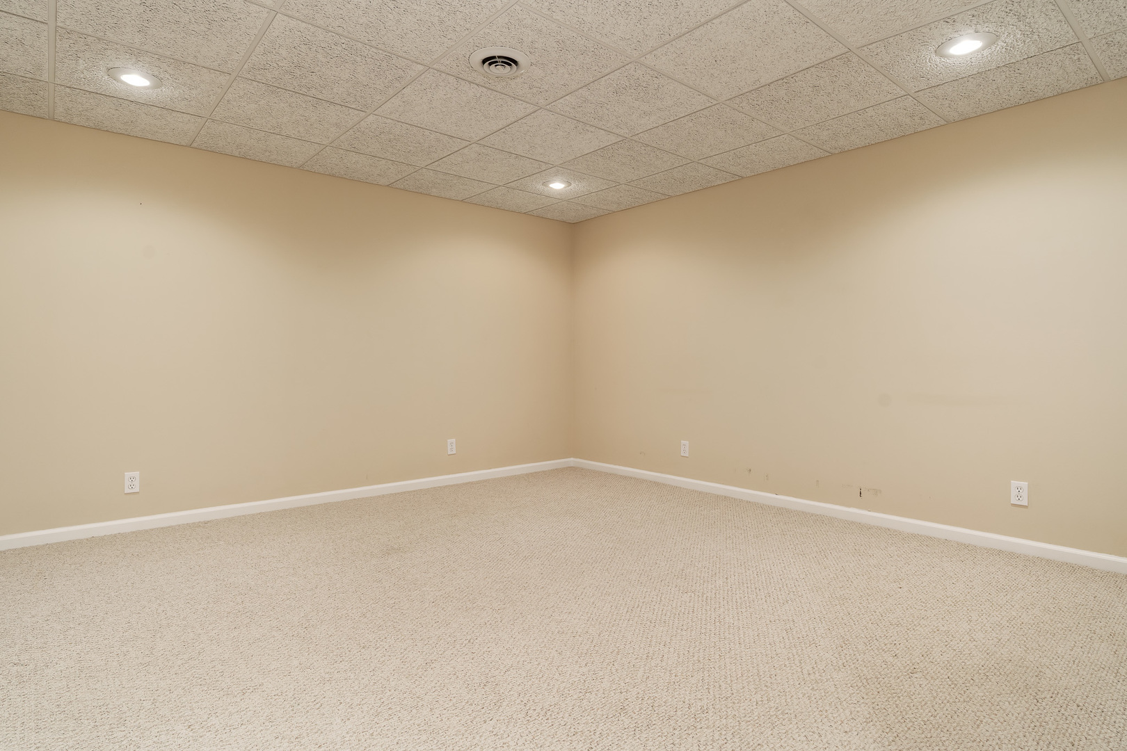 2932 Troon Court Property Photo 35