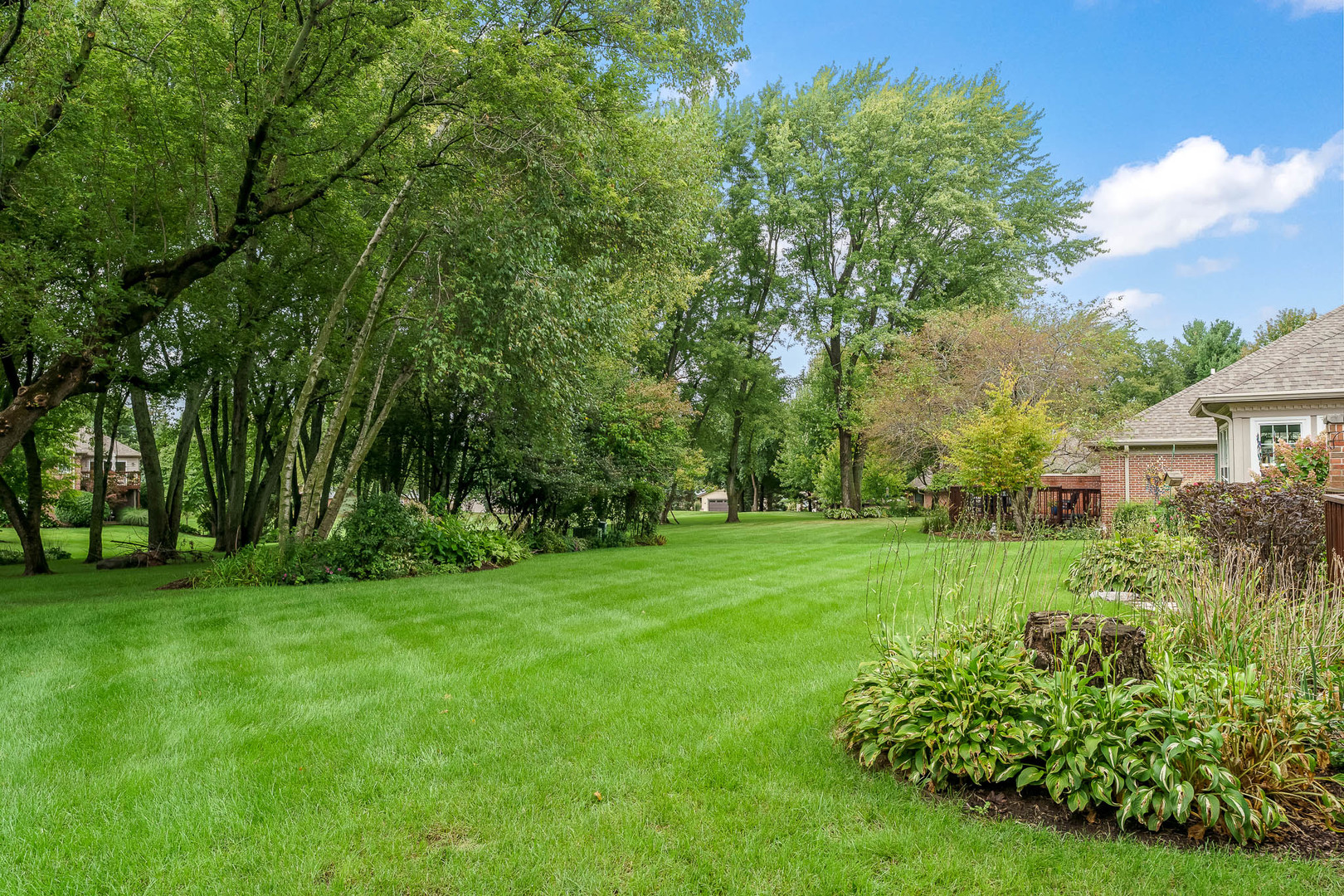 2932 Troon Court Property Photo 44