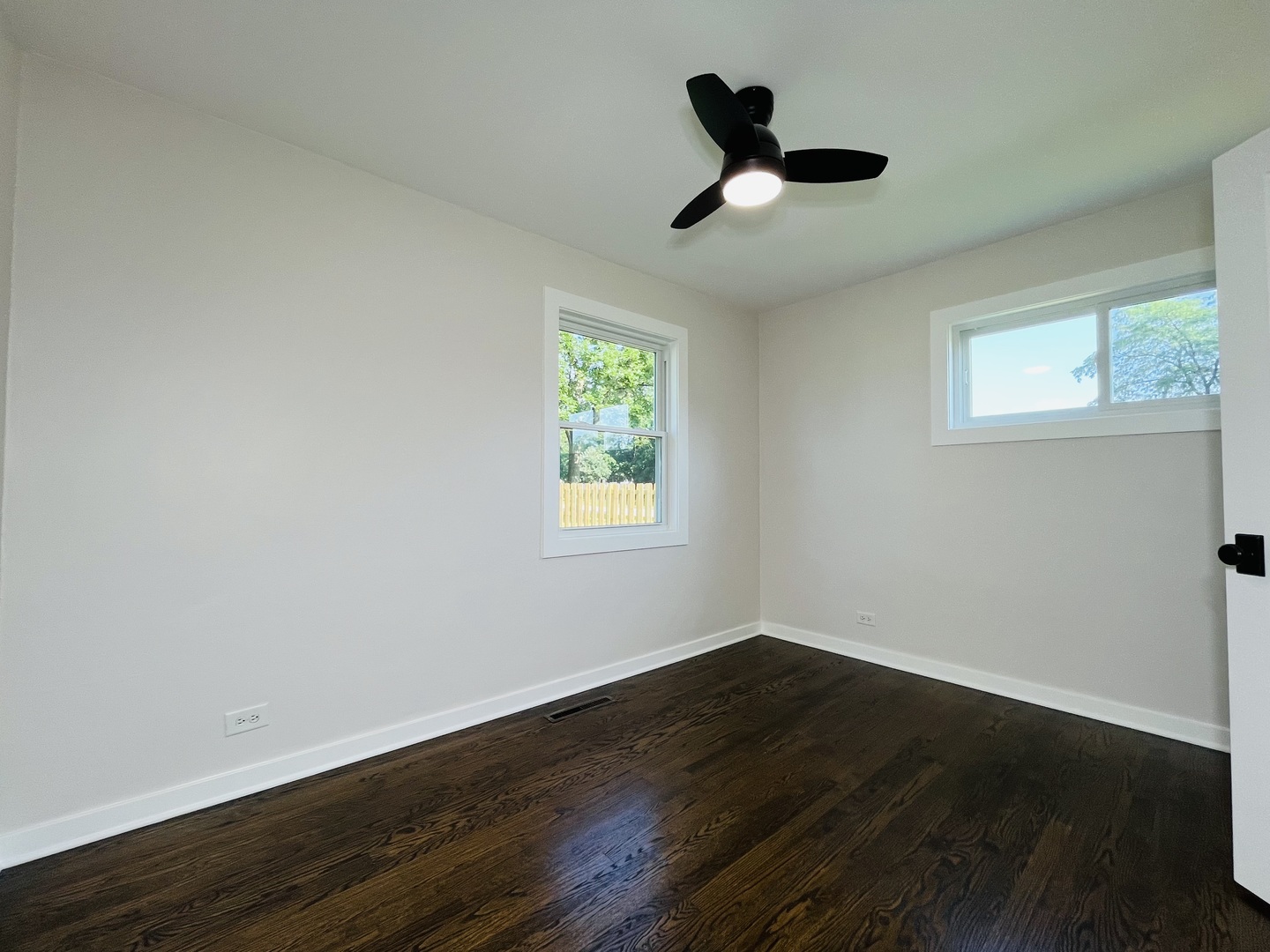 318 N Owen Street Property Photo 8