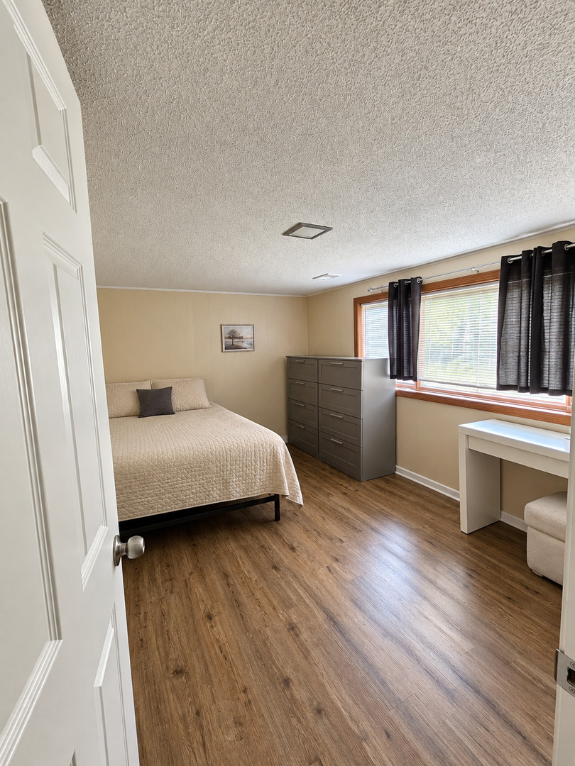 12543 S Menard Avenue Property Photo 18
