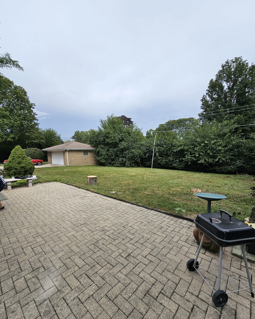 12543 S Menard Avenue Property Photo 20