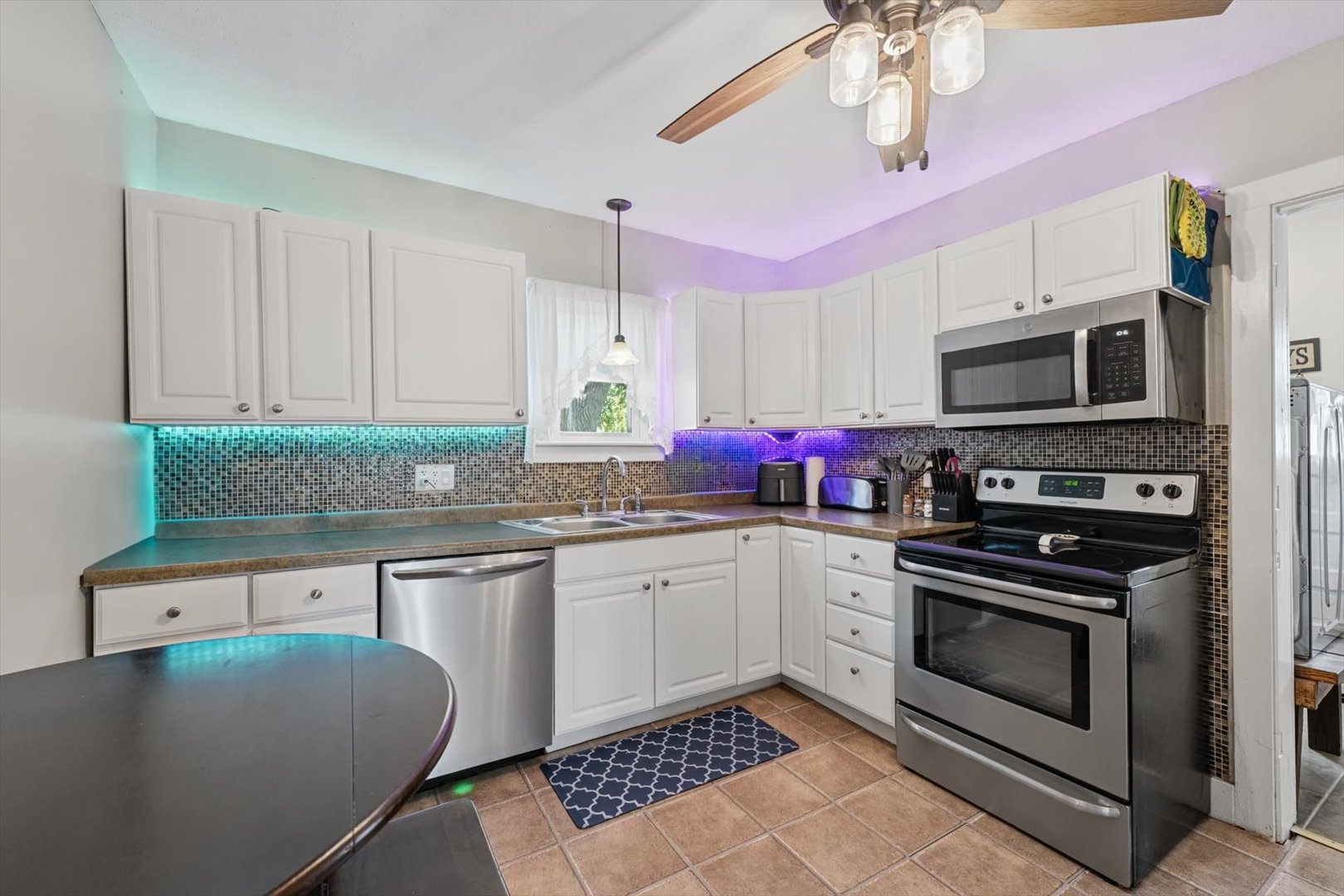 307 W Green Street Property Photo 12