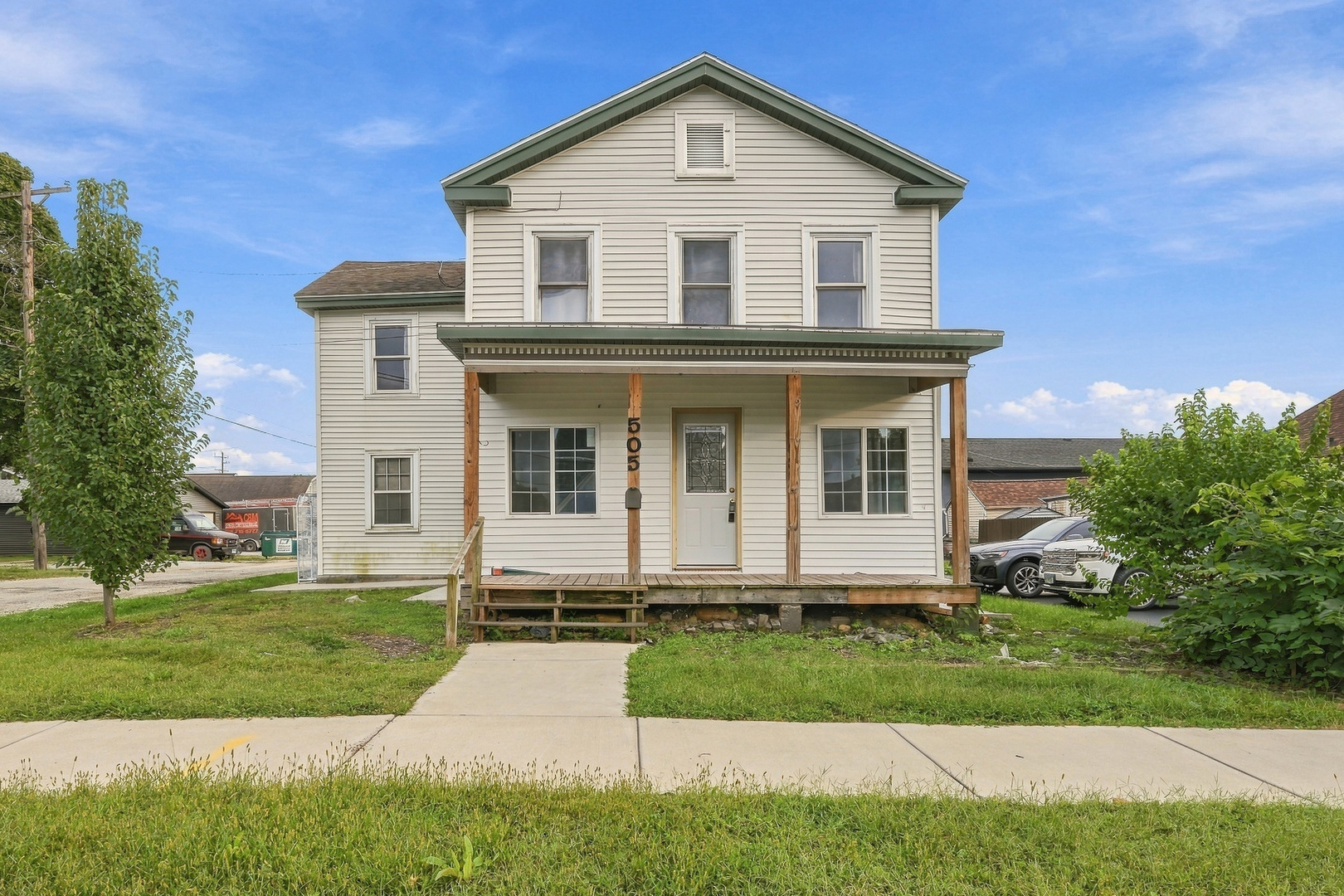 505 E 4th Street Property Photo 1