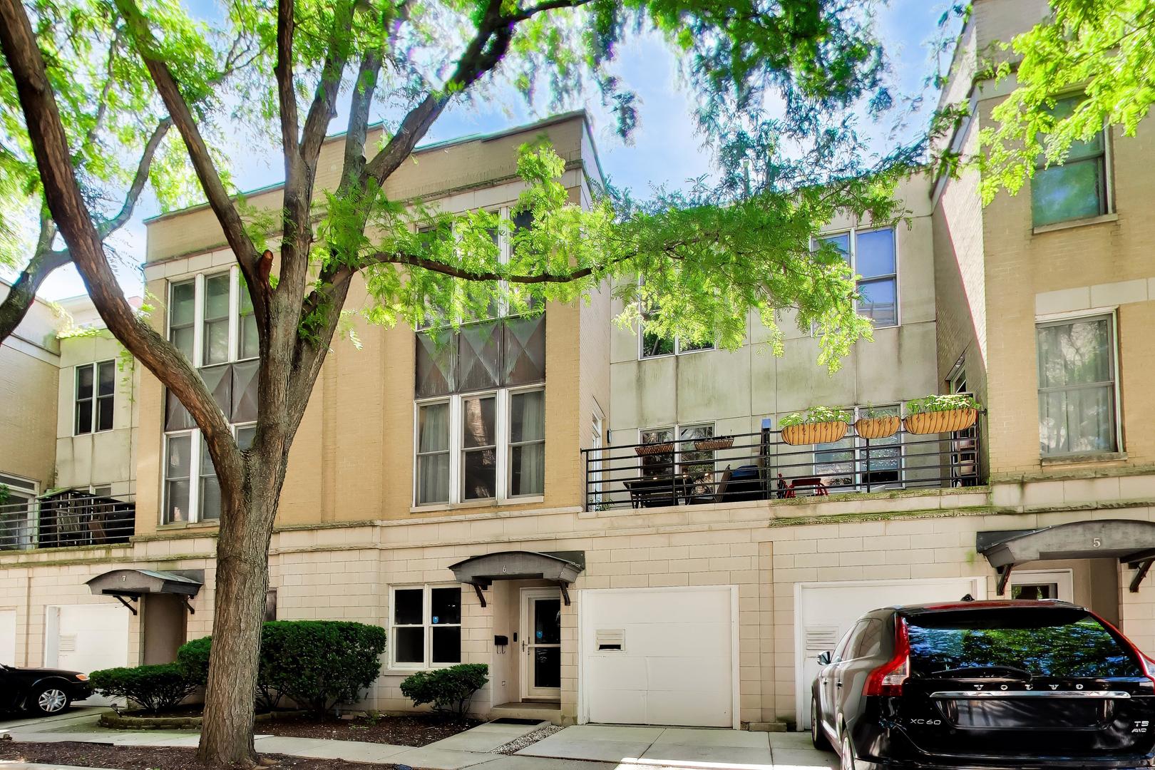 1537 S MICHIGAN Avenue 6 Property Photo 1