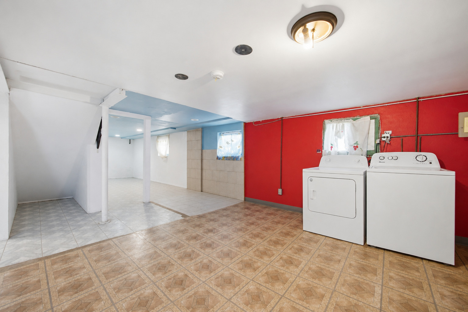 1517 S 57th Avenue Property Photo 15