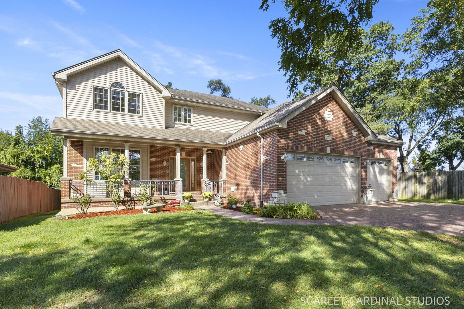 752 N Ridge Avenue Property Photo 1