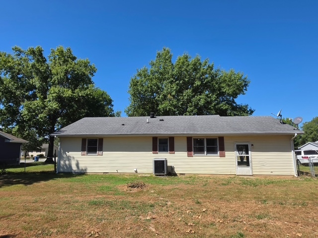 105 N Lawrence Street Property Photo 17