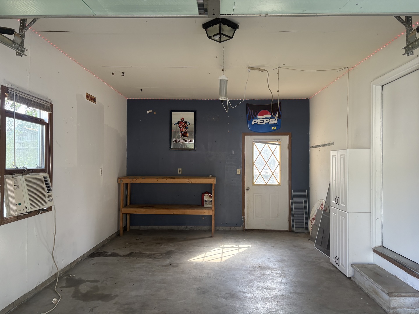 105 N Lawrence Street Property Photo 18