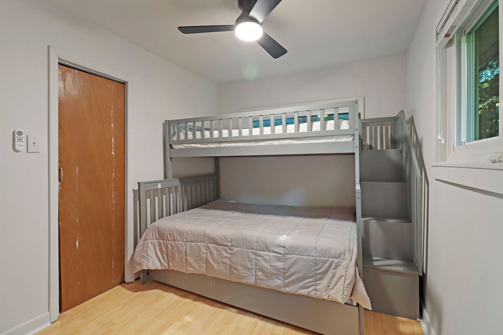 9812 271st Avenue Property Photo 15