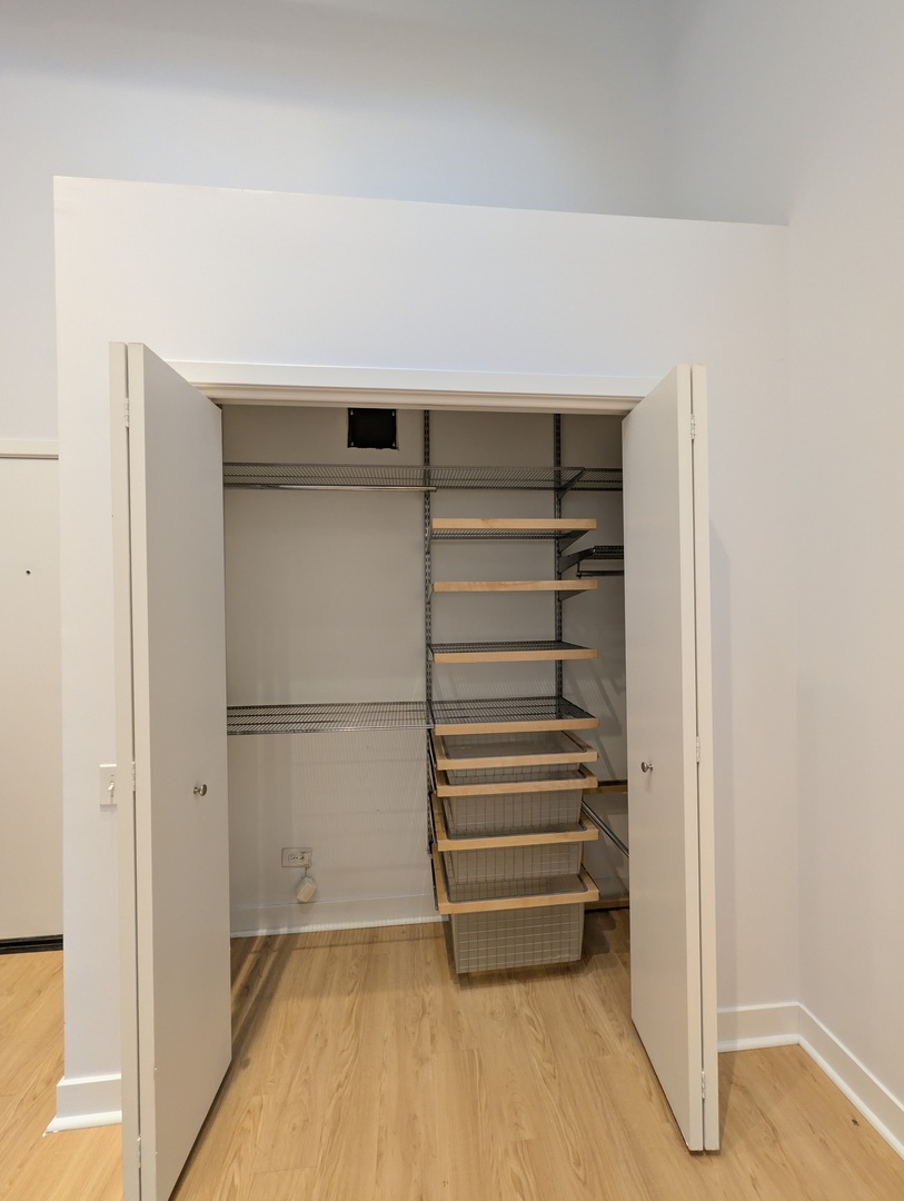 5115 N Clark Street 3f Property Photo 10