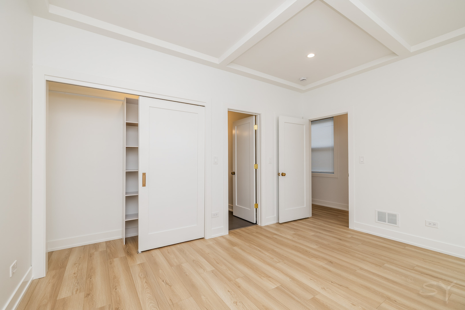5167 S Michigan Avenue Property Photo 35