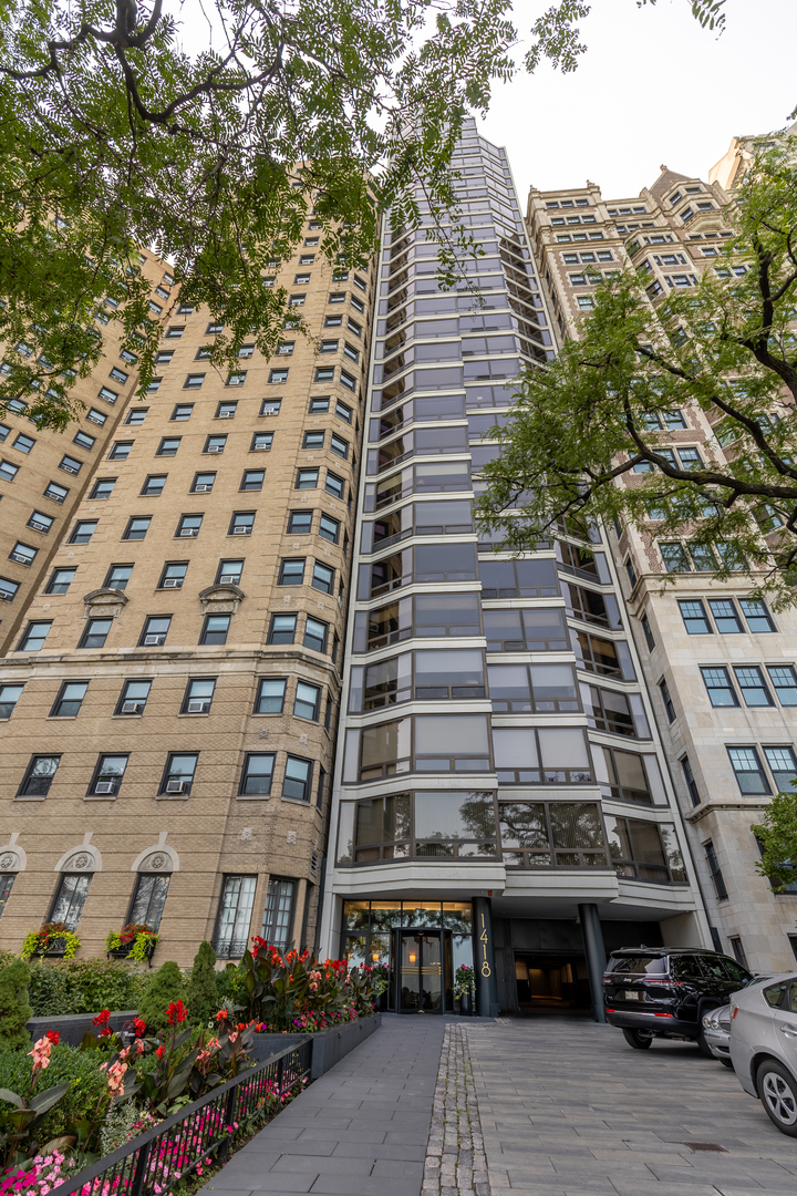 1418 N Lake Shore Drive 28 Property Photo 1