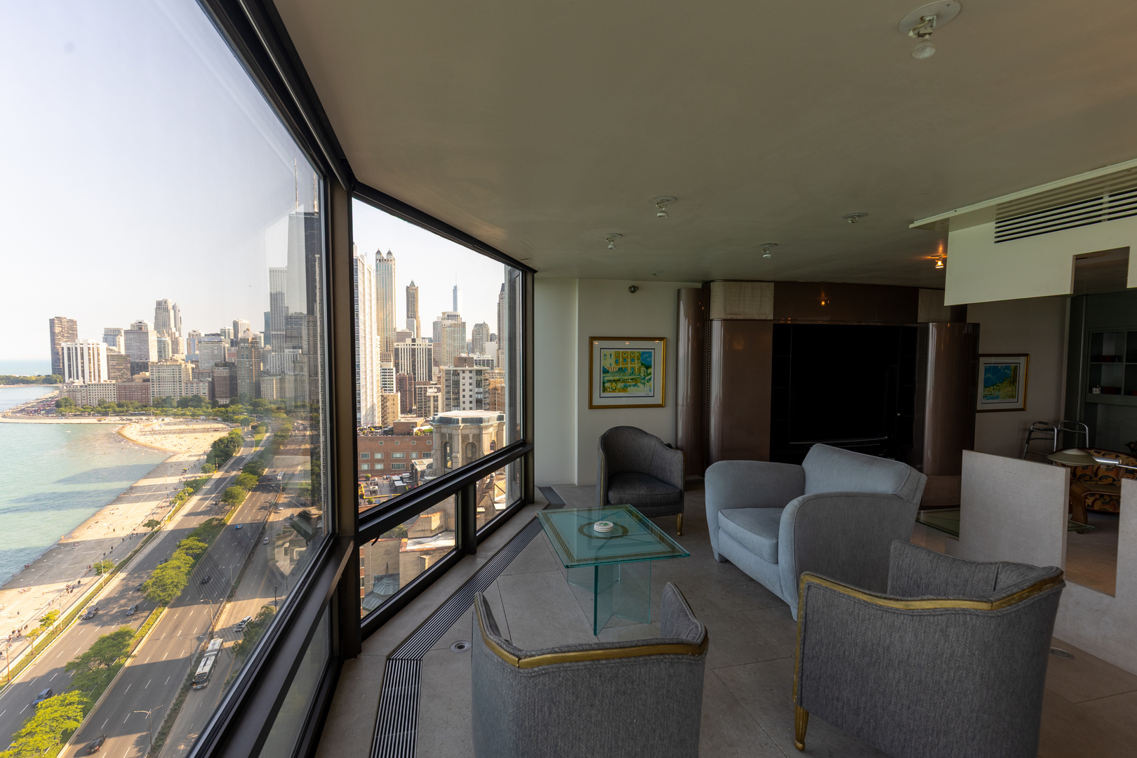 1418 N Lake Shore Drive 28 Property Photo 6