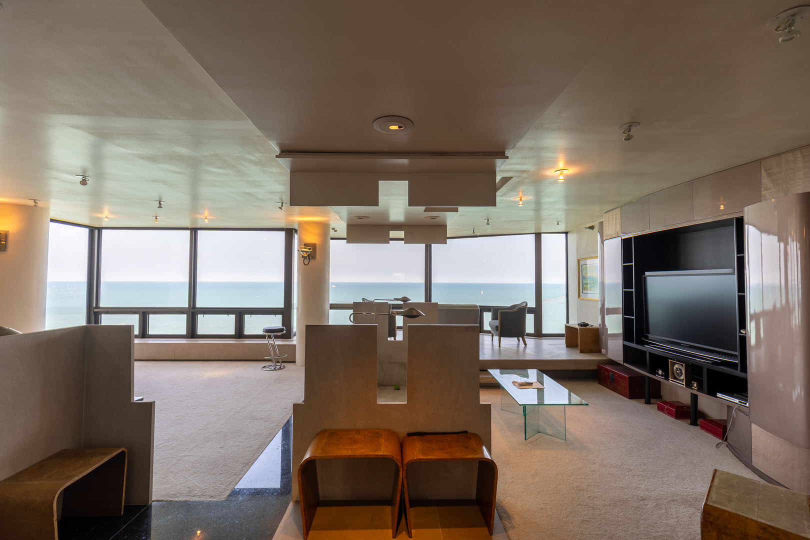 1418 N Lake Shore Drive 28 Property Photo 9
