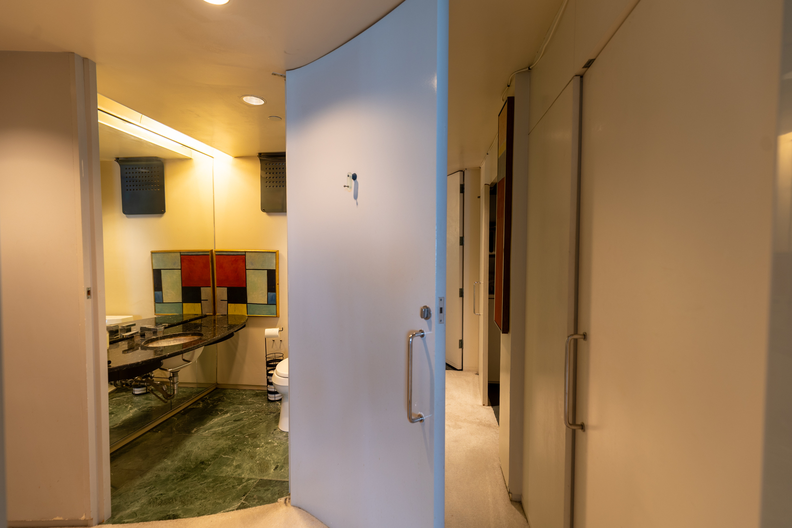 1418 N Lake Shore Drive 28 Property Photo 36