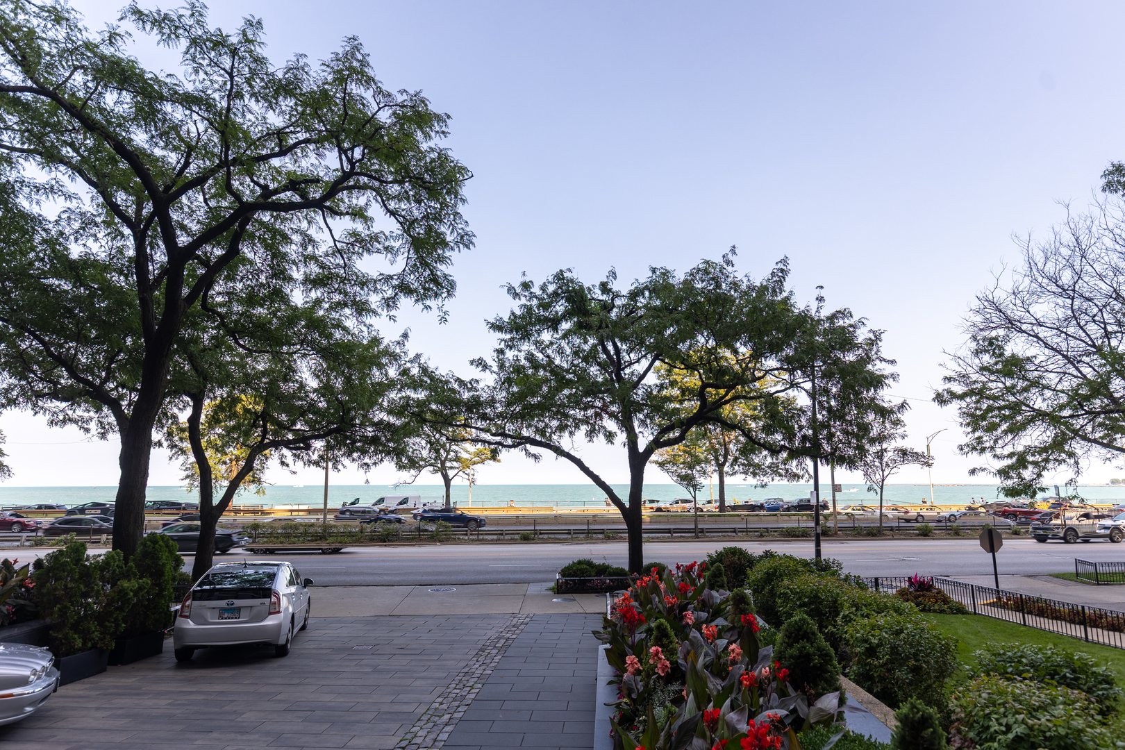 1418 N Lake Shore Drive 28 Property Photo 44