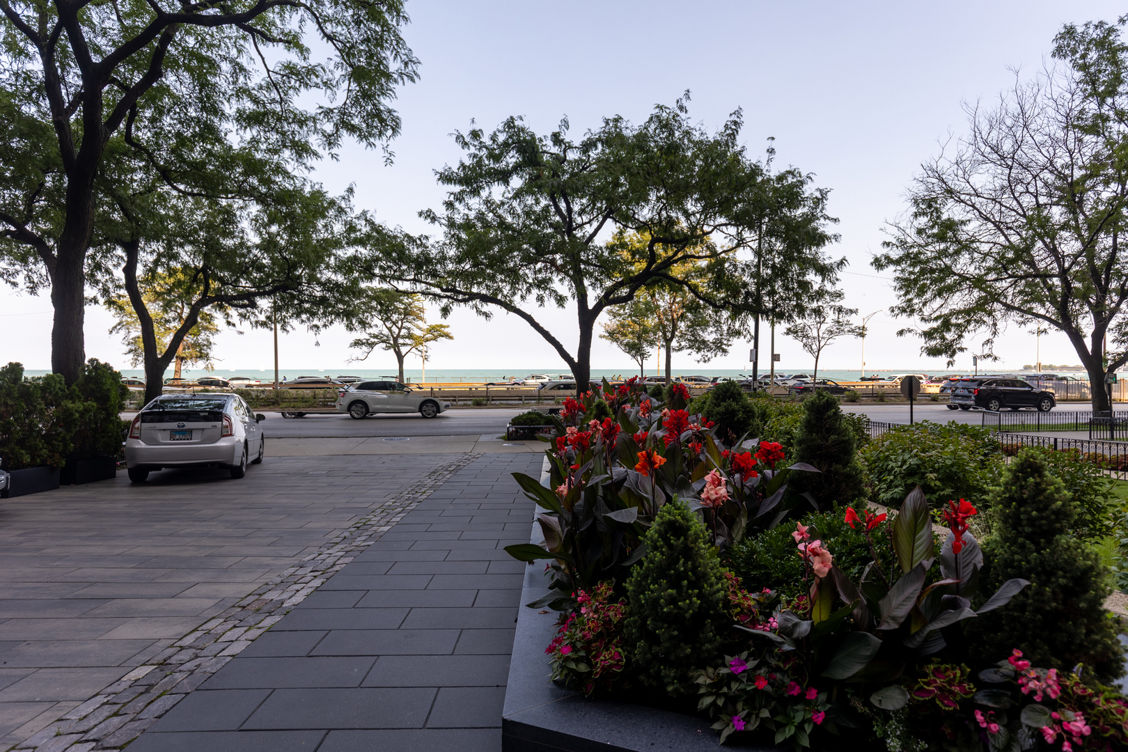1418 N Lake Shore Drive 28 Property Photo 45