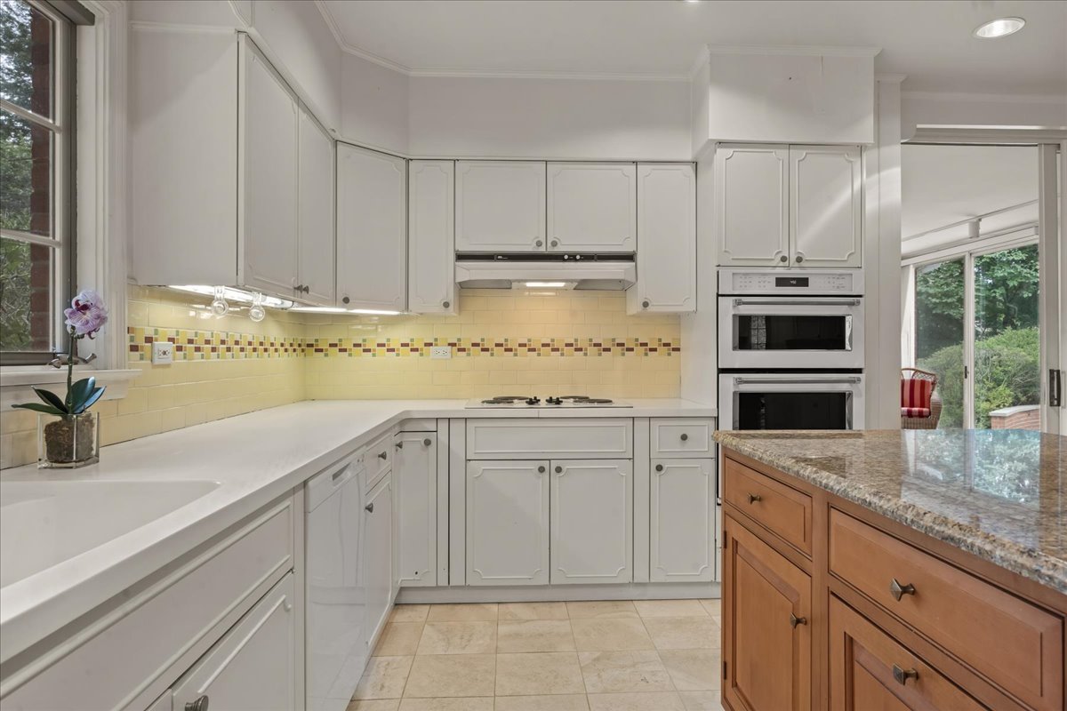 64 Locust Road Property Photo 15