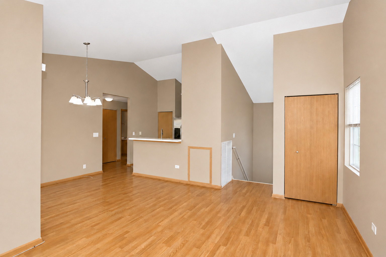 1623 Silverstone Drive 1623 Property Photo 6