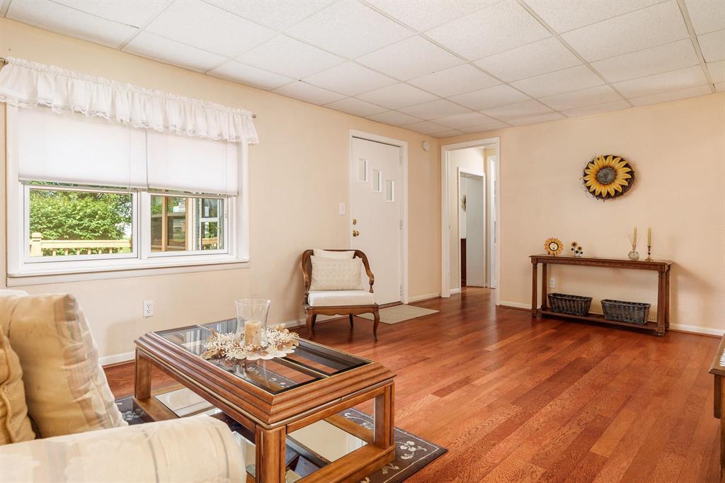 5591 Reimer Drive Property Photo 7