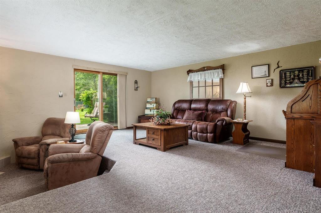 5591 Reimer Drive Property Photo 14