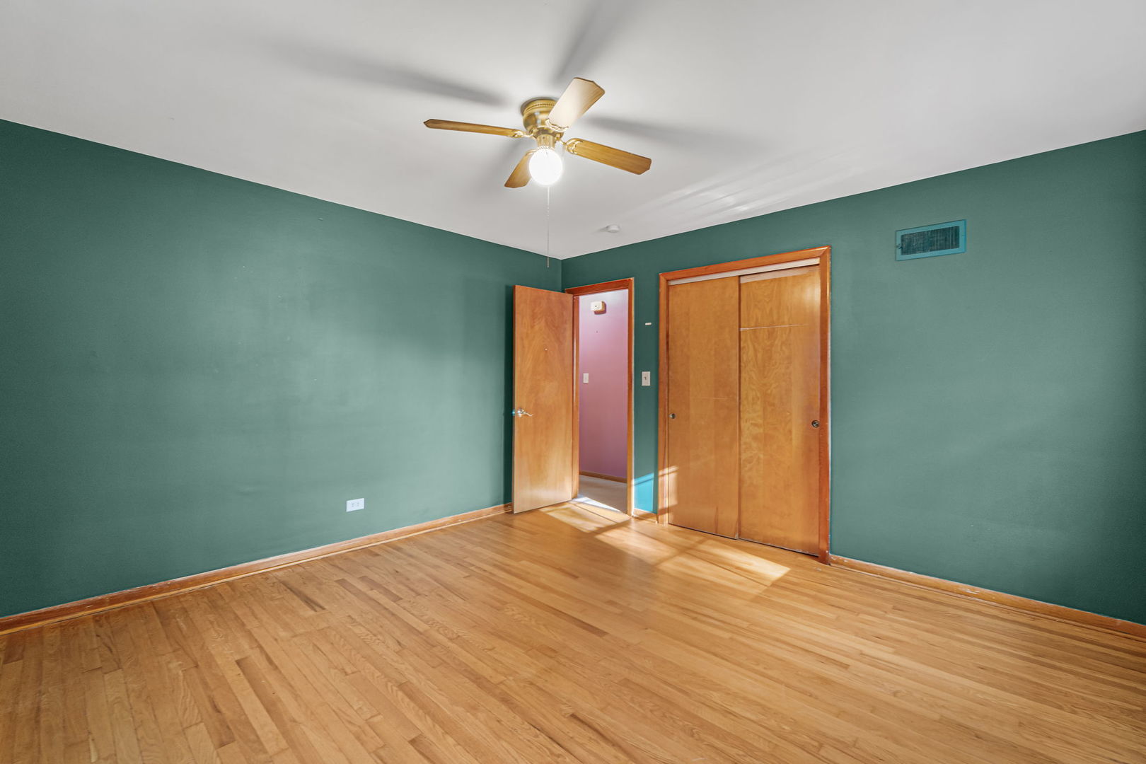 207 N Yale Avenue Property Photo 8