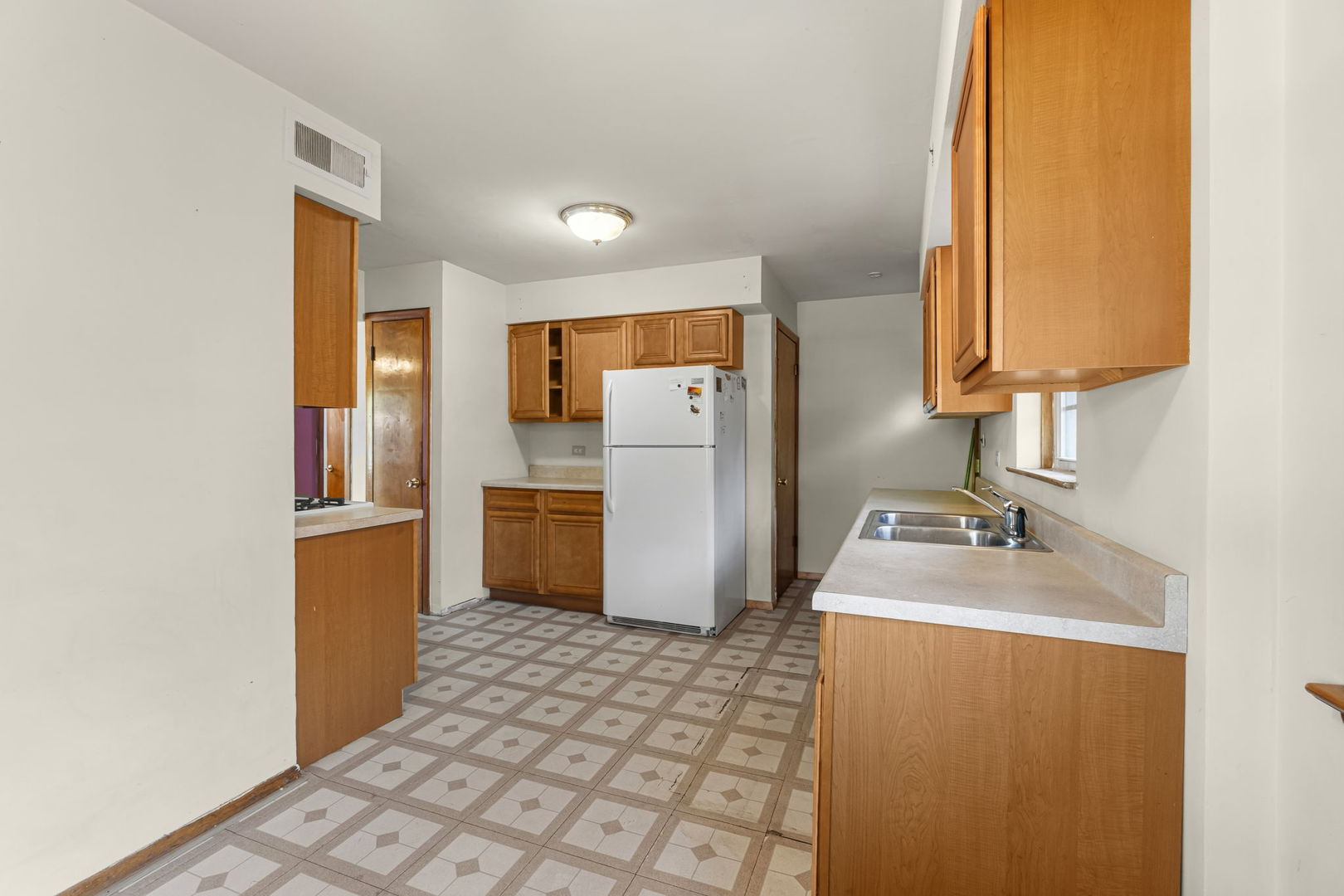 207 N Yale Avenue Property Photo 12