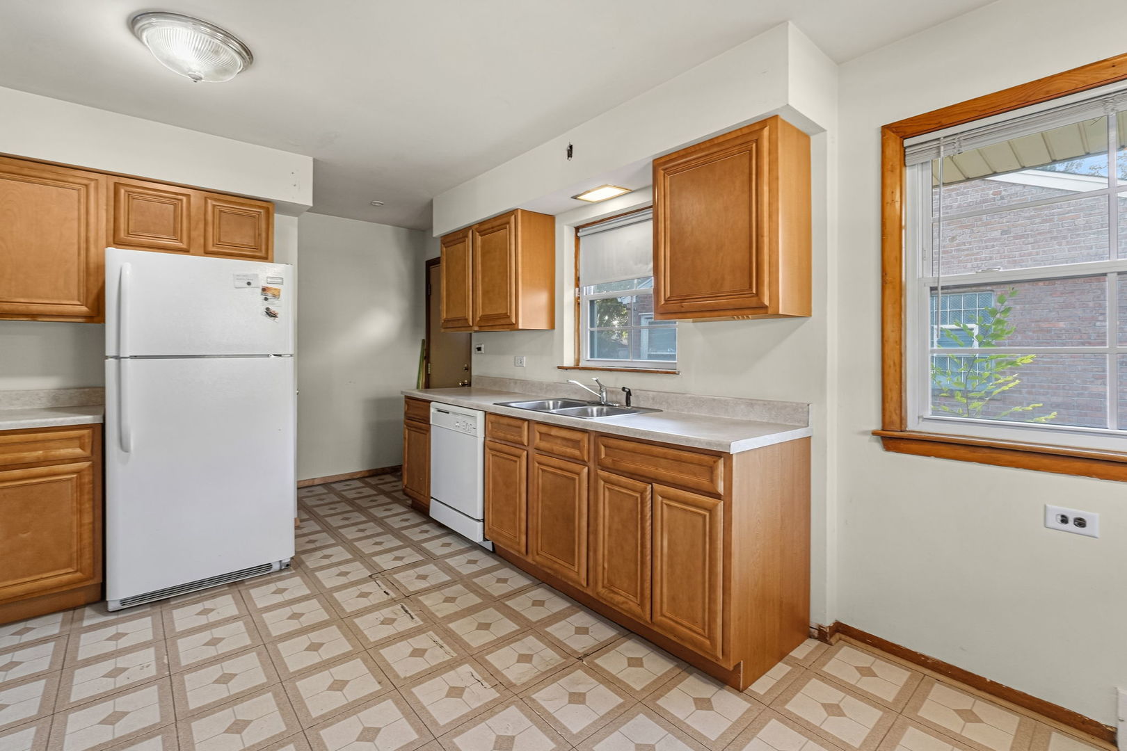 207 N Yale Avenue Property Photo 13