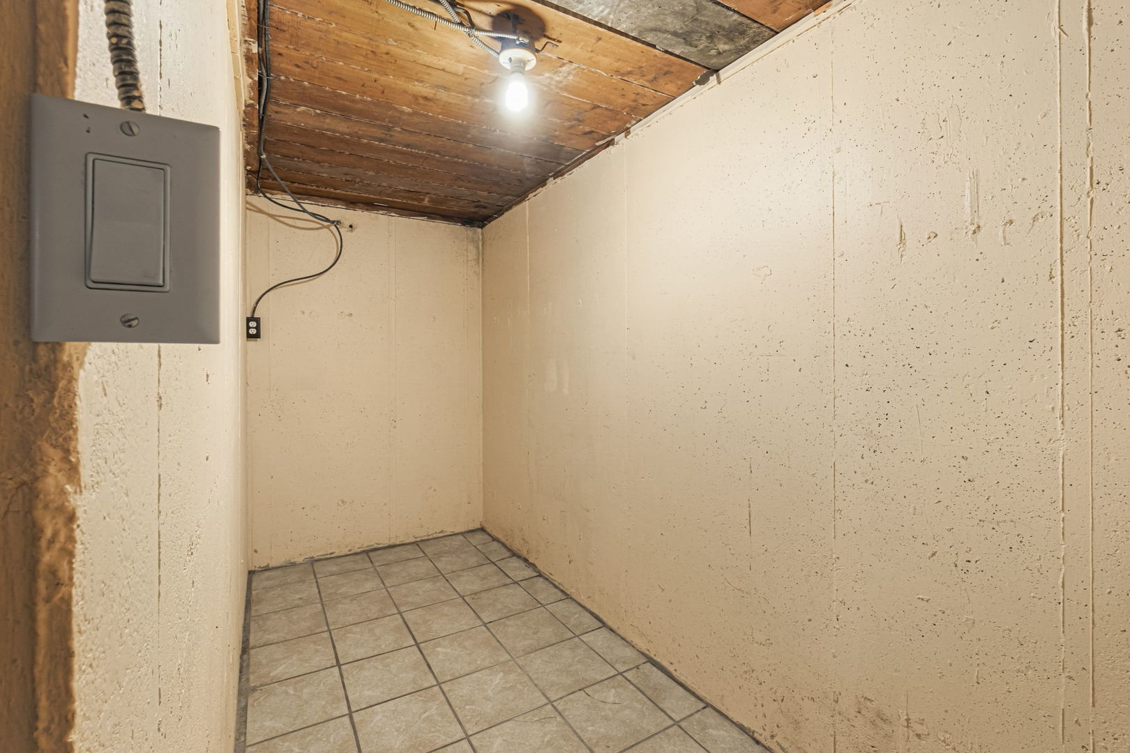 207 N Yale Avenue Property Photo 23