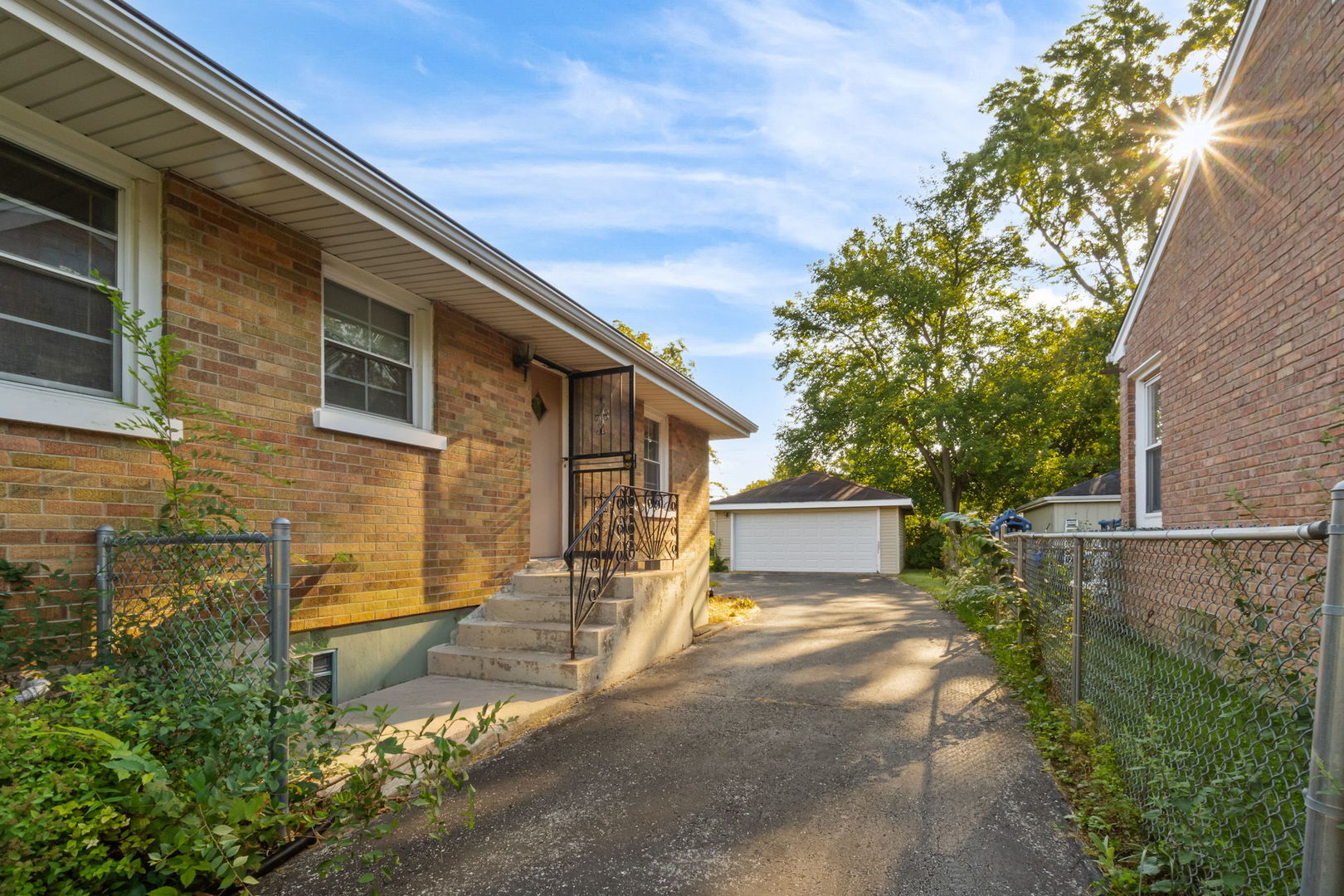 207 N Yale Avenue Property Photo 24