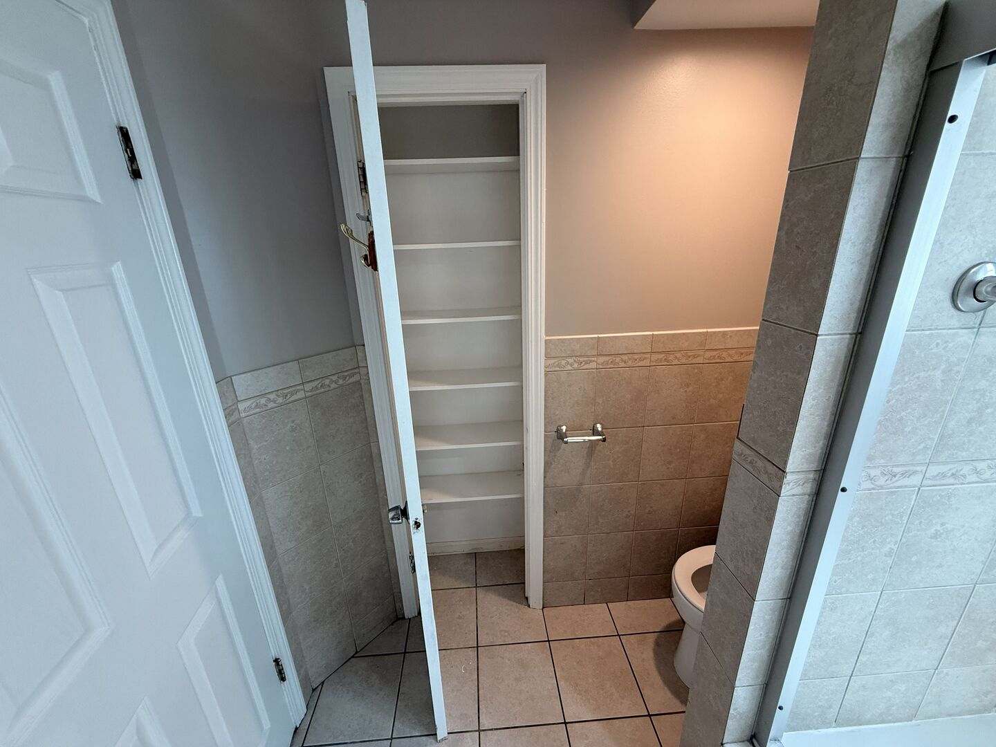 9109 Parkside Avenue 1 Property Photo 5