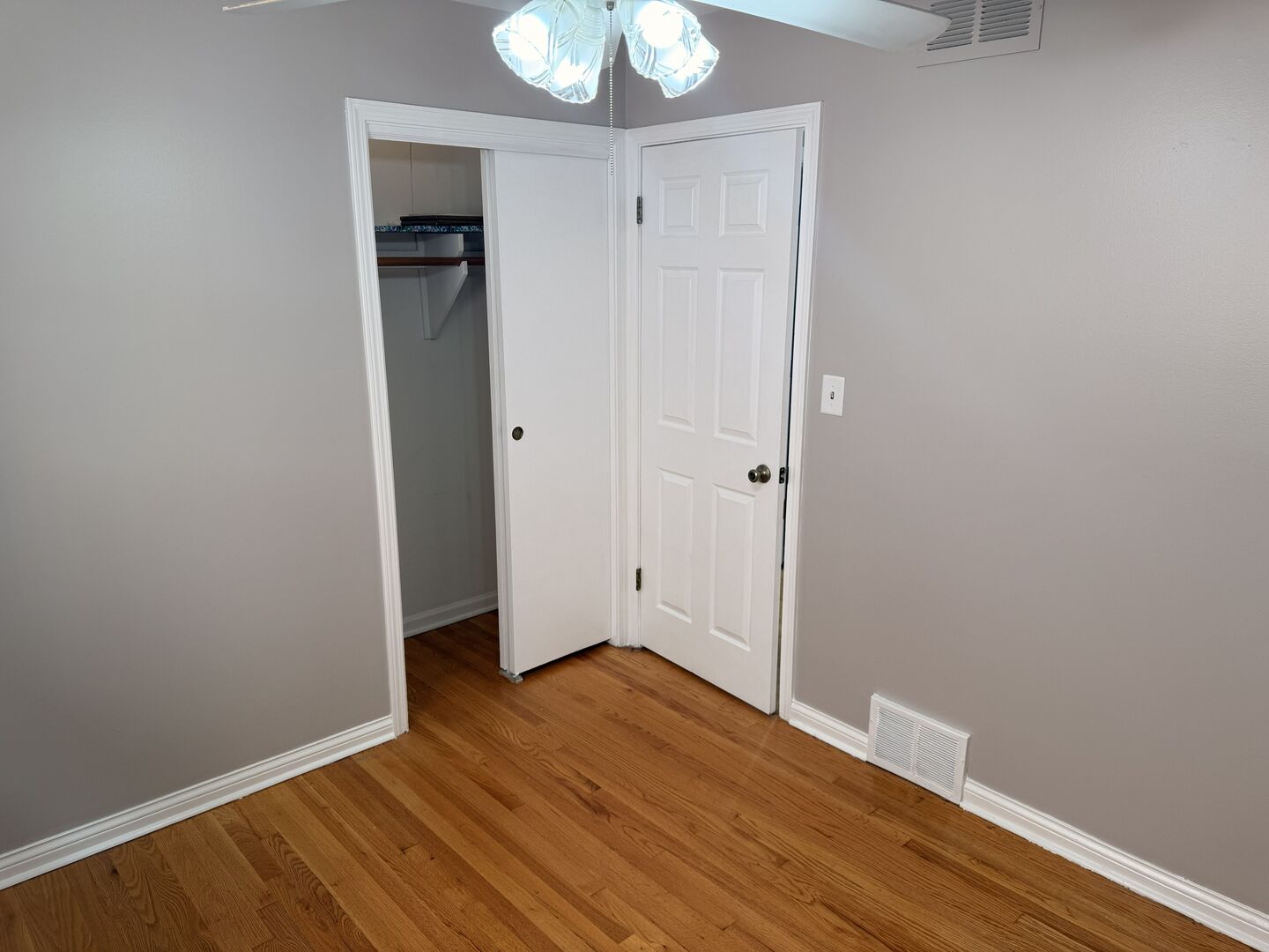 9109 Parkside Avenue 1 Property Photo 8
