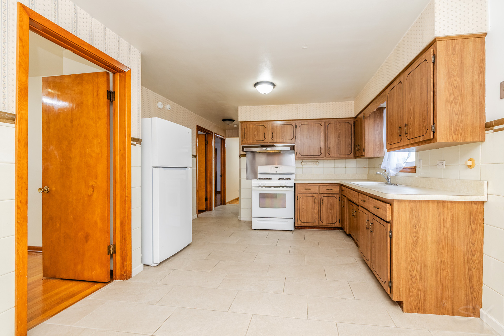 6023 S Parkside Avenue Property Photo 13