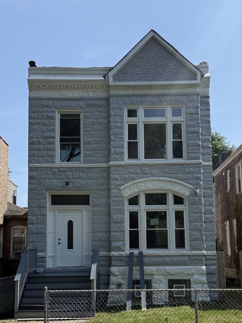 7409 S Stewart Avenue Property Photo 1