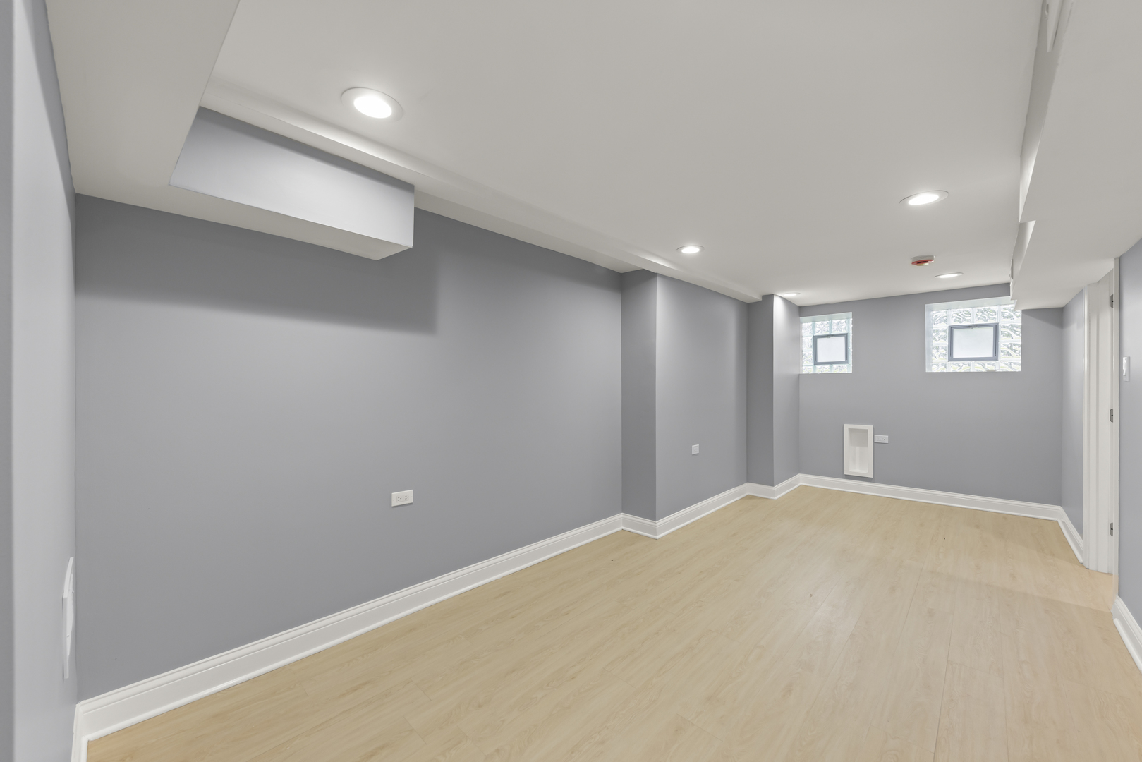 7409 S Stewart Avenue Property Photo 12