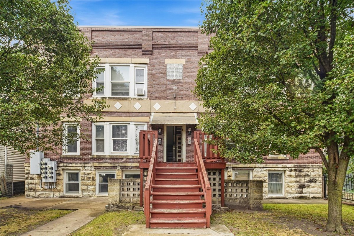 219 Youngs Avenue Property Photo 1