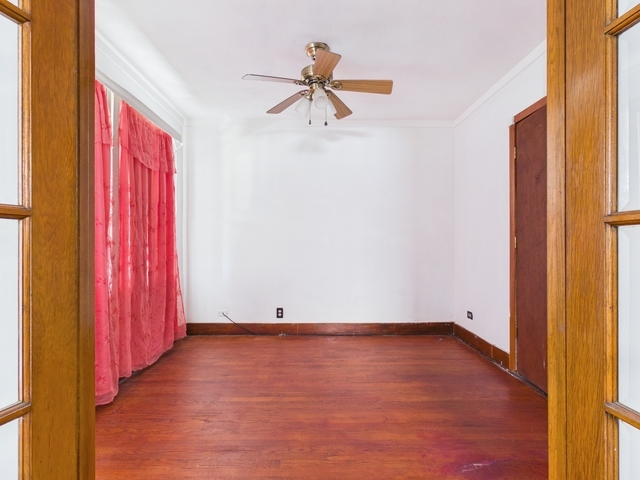 340 156th Place Property Photo 6