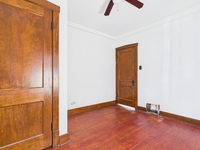 340 156th Place Property Photo 14