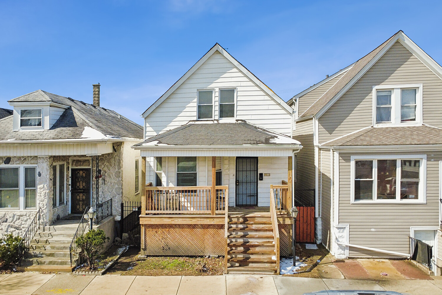 7814 S Saint Lawrence Avenue Property Photo 1