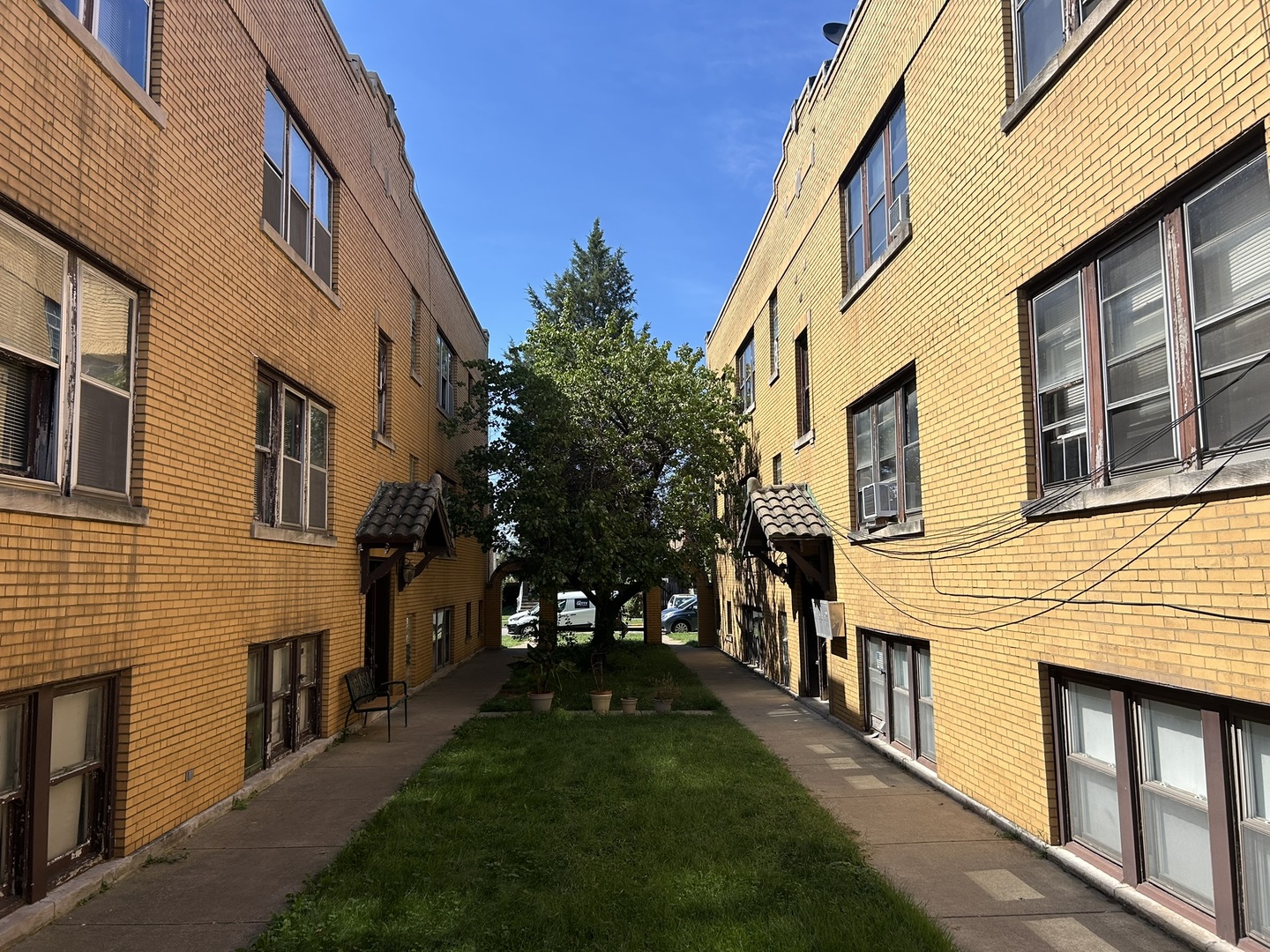 1929 Scoville Avenue Property Photo 17
