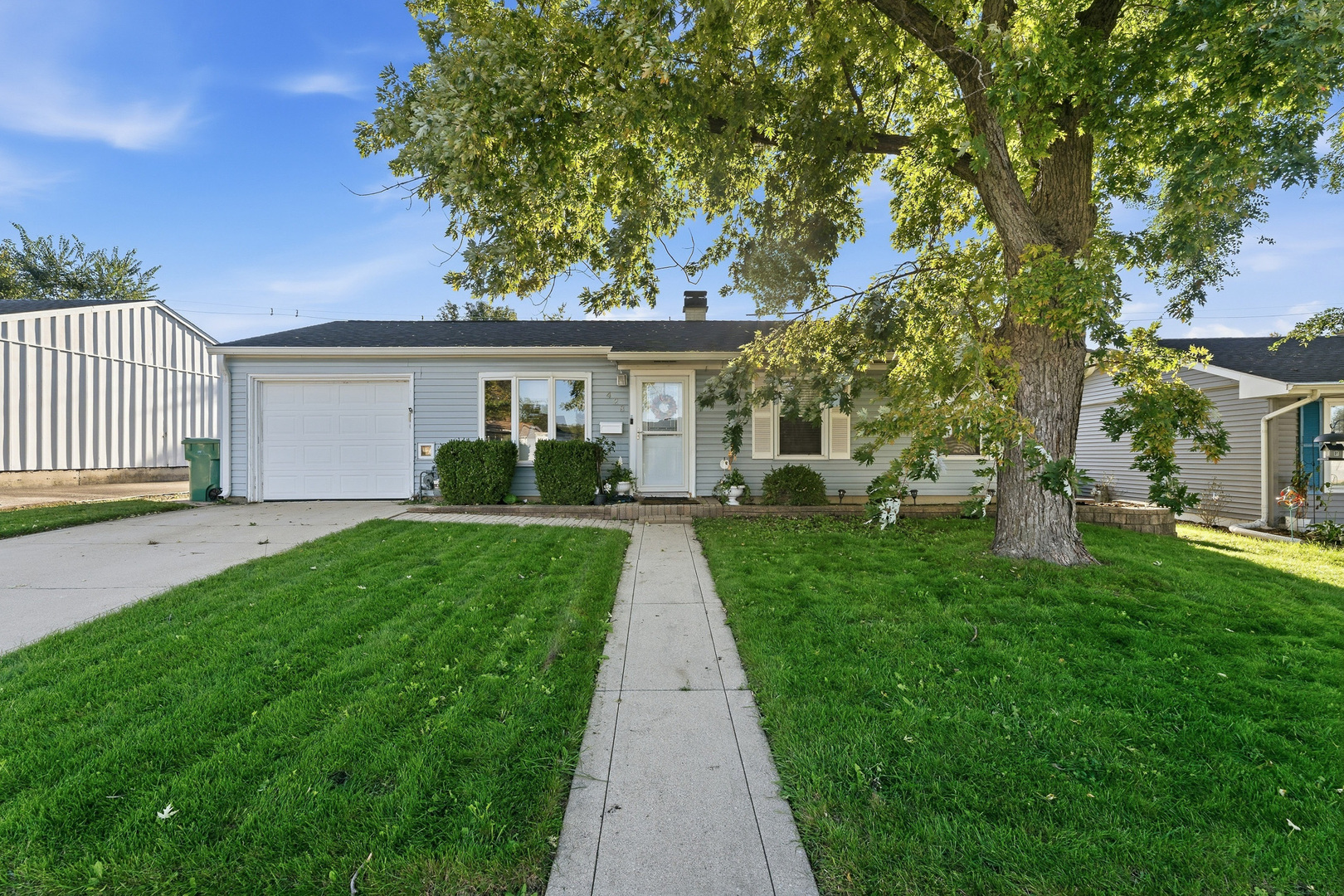 428 Kenyon Avenue Property Photo 1