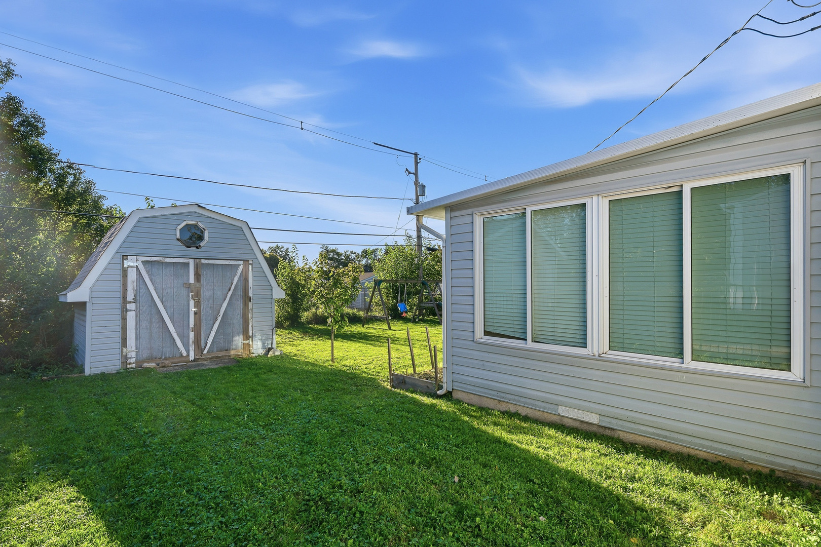 428 Kenyon Avenue Property Photo 29