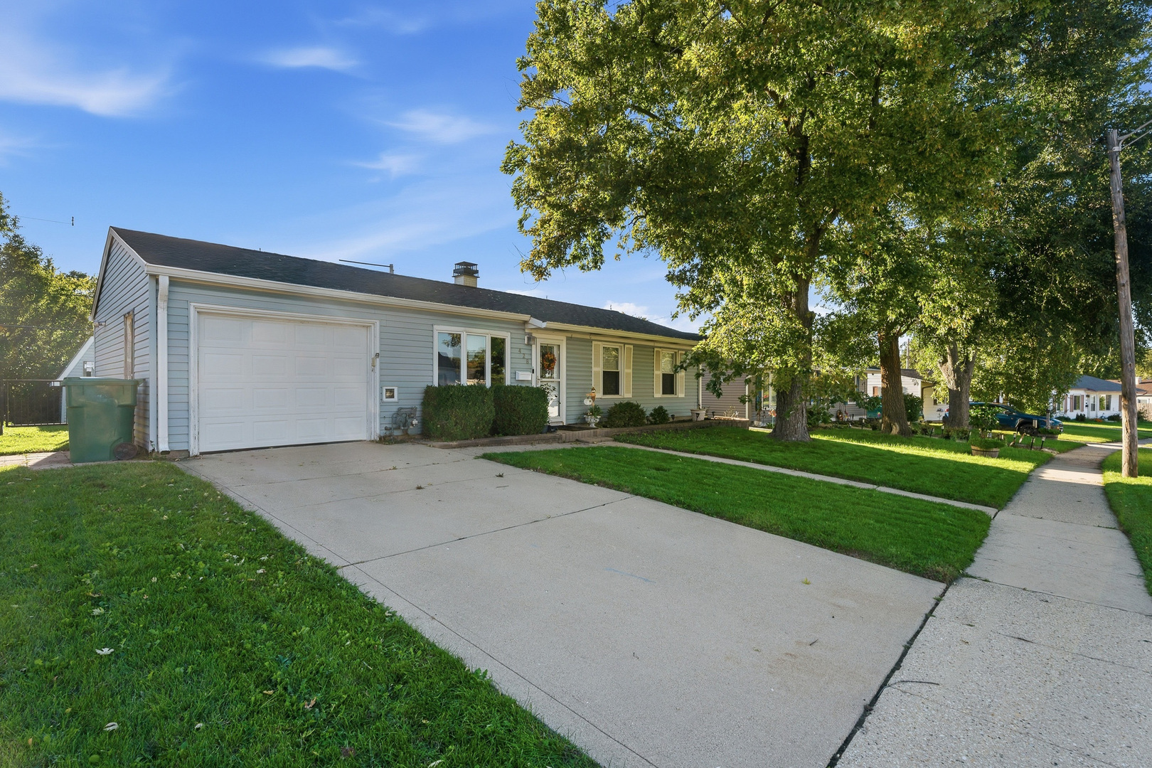 428 Kenyon Avenue Property Photo 38