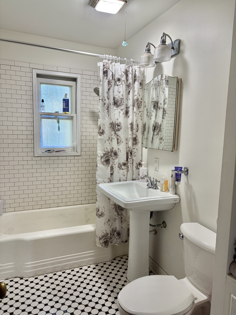 816 Mitchell Street Property Photo 15