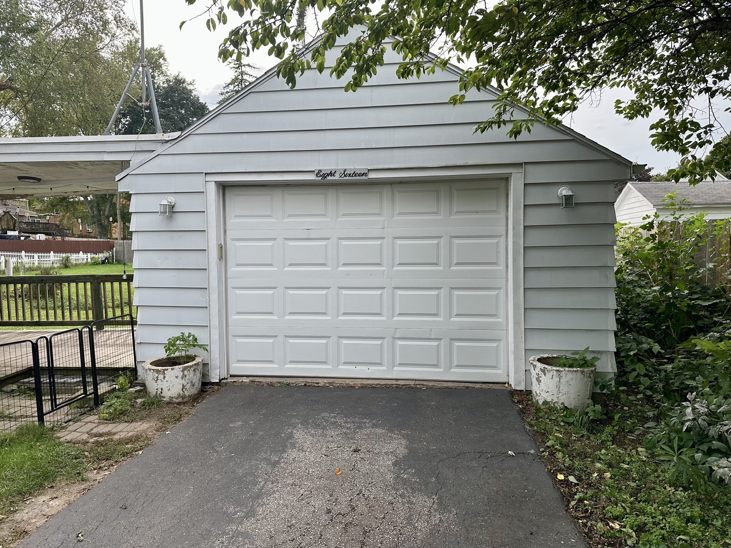 816 Mitchell Street Property Photo 16