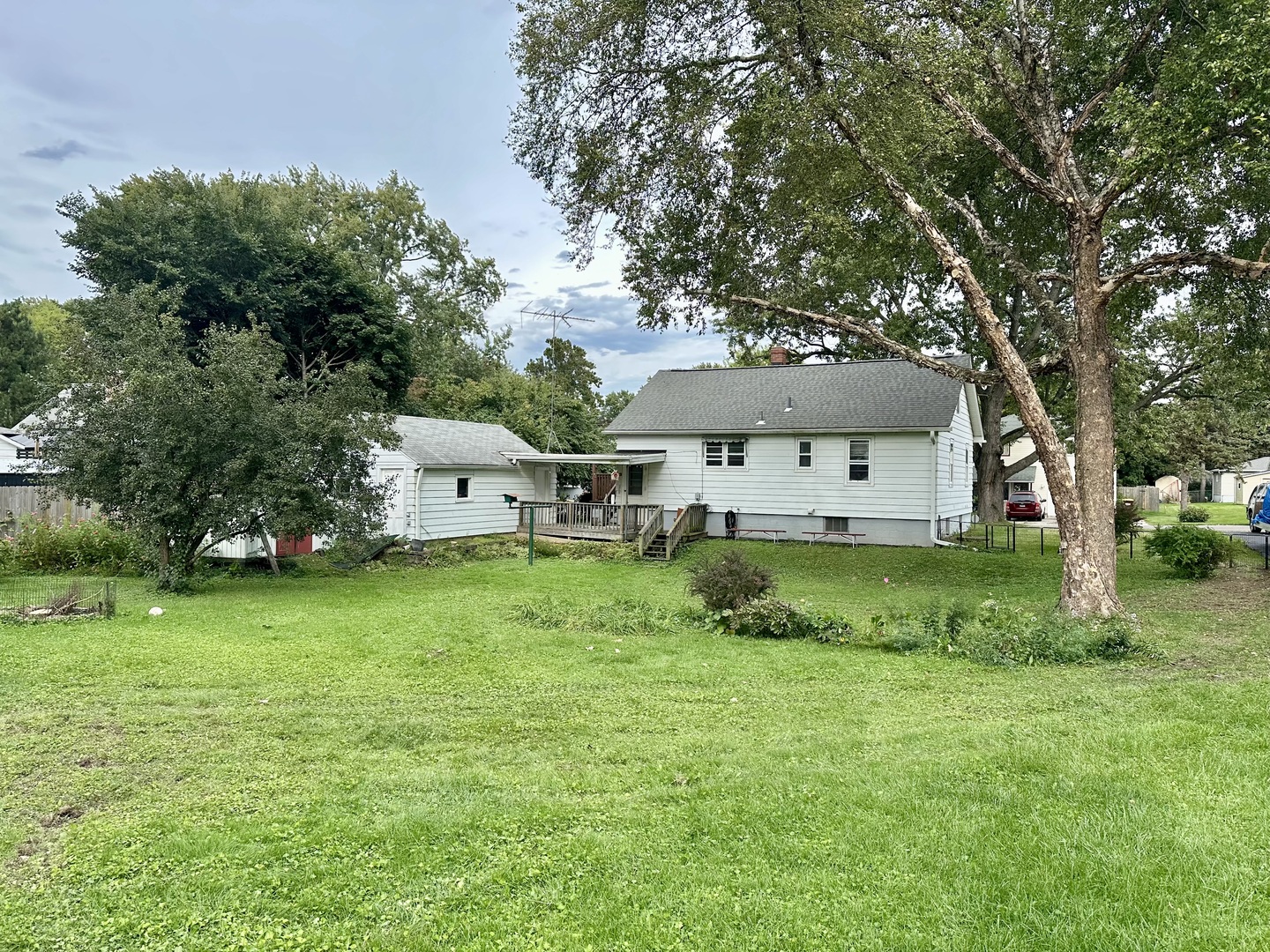 816 Mitchell Street Property Photo 18