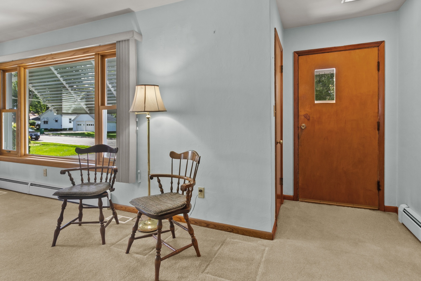 907 4th Street Property Photo 5
