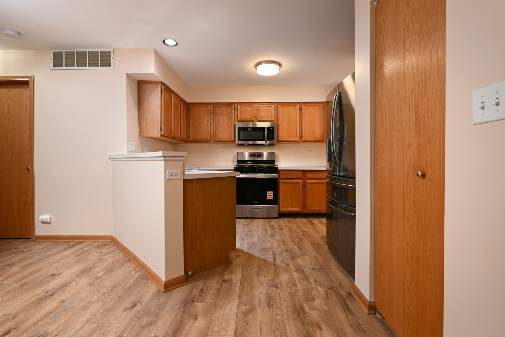 1187 Bristol Lane Property Photo 6