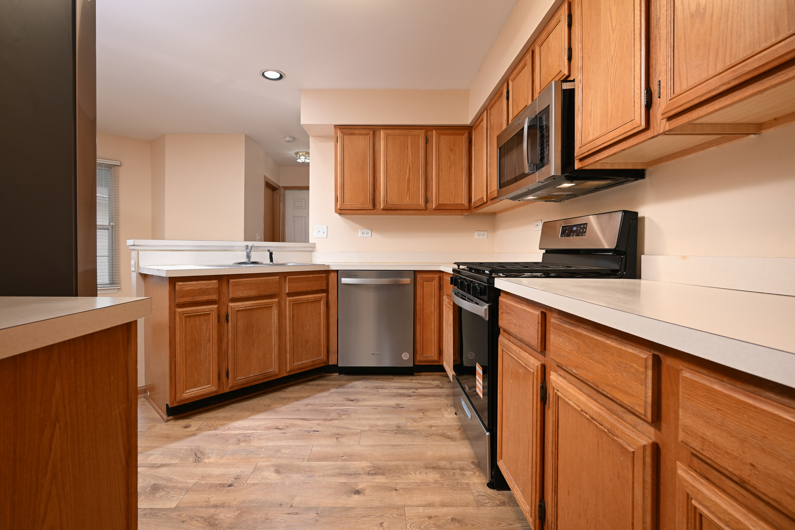 1187 Bristol Lane Property Photo 7