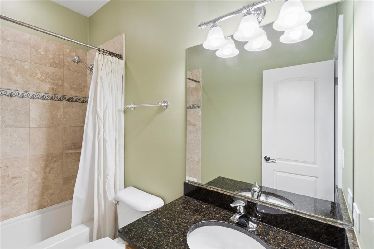 7246 N Oakley Avenue 1s Property Photo 11